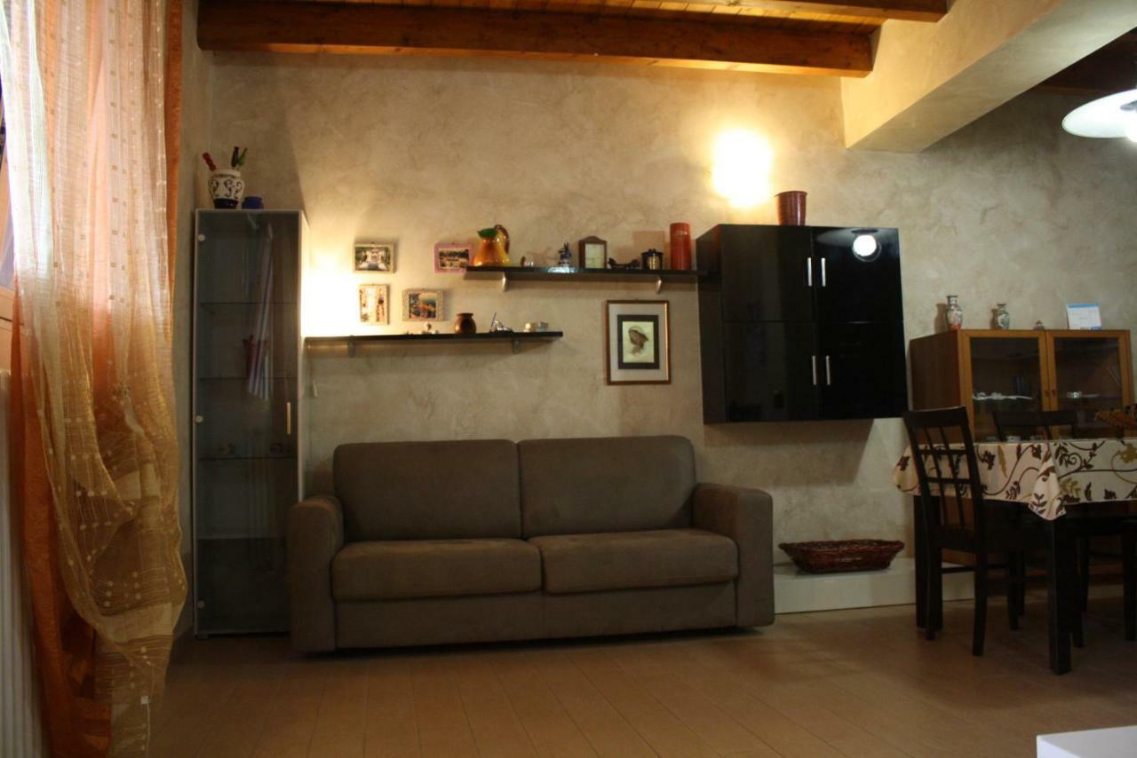 بارليتا Casa-B&B Bouganville Attico 85 Mq المظهر الخارجي الصورة