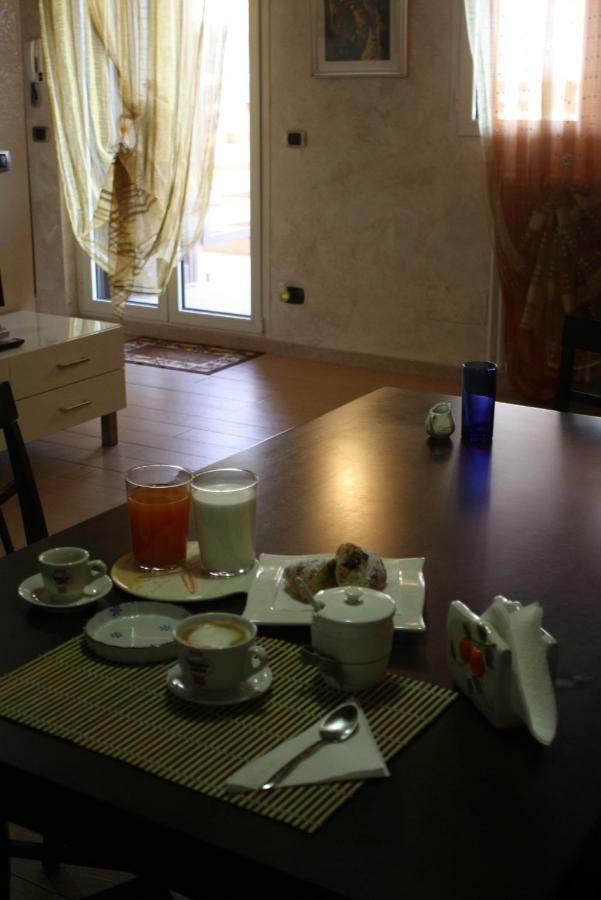 بارليتا Casa-B&B Bouganville Attico 85 Mq المظهر الخارجي الصورة